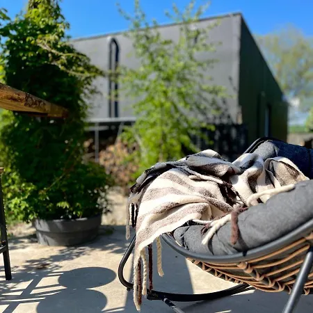 بيت للعطل Garden - The Nest *